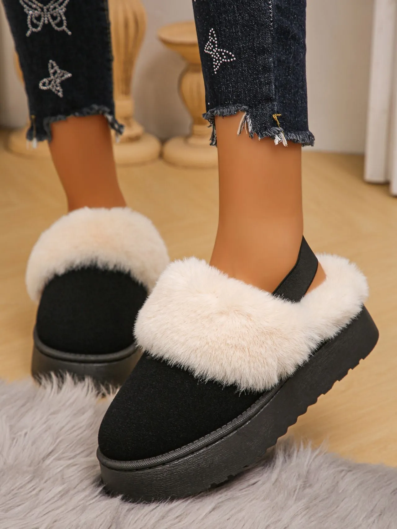 Faux Fur Round Toe Platform Slippers