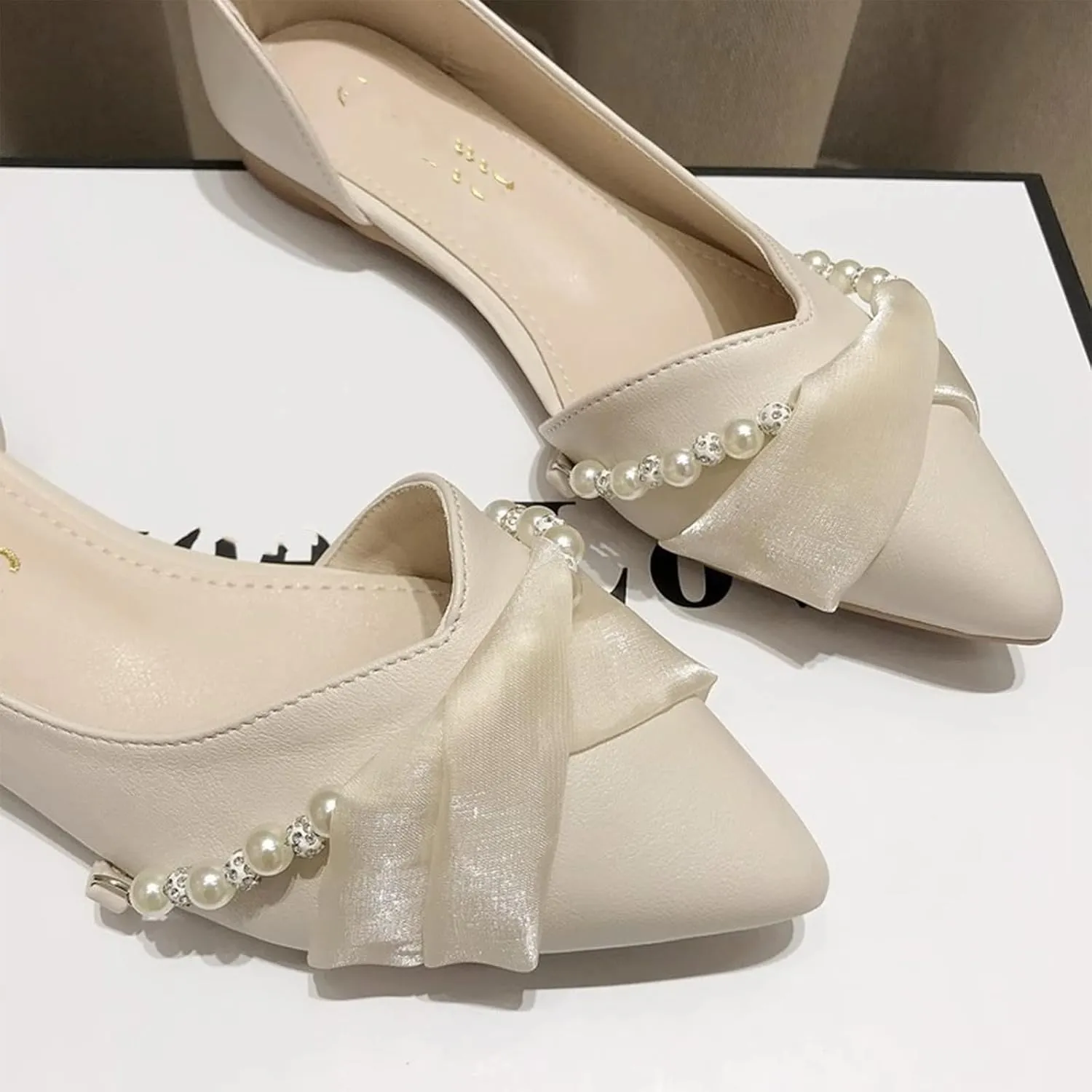 Women's Pointed Toe Ballet Flats with Pearl Chain Comfortable Soft-Soled Flat Mary Shoes Casual Dress Flats